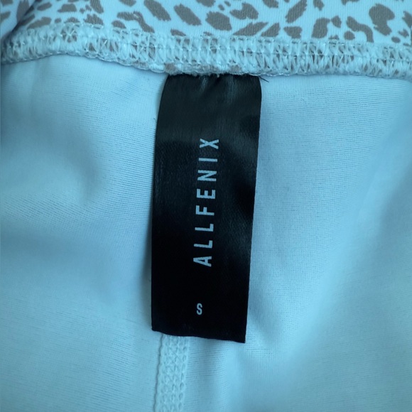 AllFenix Brown and White Micro Leopard Print Leggings Size Small - Picture 4 of 6